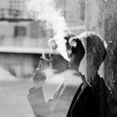 颓废伤感的男生qq黑白头像图片大全