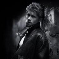 颓废伤感的男生qq黑白头像图片大全