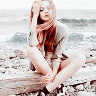 欧美阿宝色女生微信真人头像图片