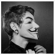 伤感流泪戴帽子的qq小丑头像图片