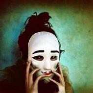 伤感流泪戴帽子的qq小丑头像图片