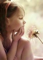 纯真无邪的欧美小女孩qq意境头像图片