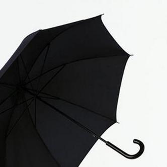 充满意境的雨伞qq空间黑白伤感头像图片